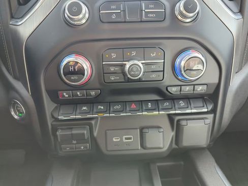 Used 2021 GMC Sierra 1500 Denali w/ Driver Alert Package II image 22