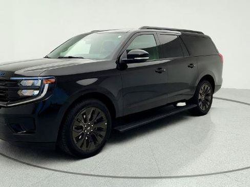 Certified 2025 Ford Expedition Max Platinum w/ Stealth Appearance Package AWD/4WD image 3