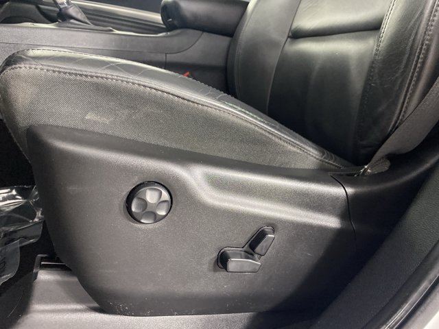 Used 2019 Dodge Durango SXT AWD/4WD image 17