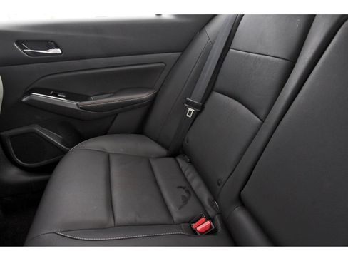 Used 2025 Nissan Altima 2.5 SR w/ SR Premium Package FWD image 14