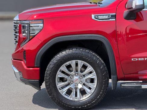 Used 2022 GMC Sierra 1500 Denali AWD/4WD image 15