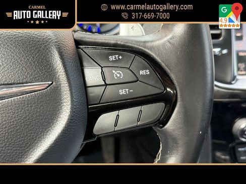 Used 2016 Chrysler 300 S w/ 300S Premium Group AWD/4WD image 32