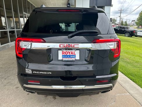 Used 2023 GMC Acadia Denali w/ Denali Technology Package FWD image 6