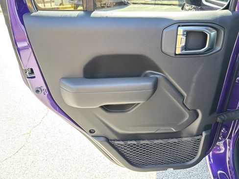 New 2026 Jeep Gladiator Sport image 26