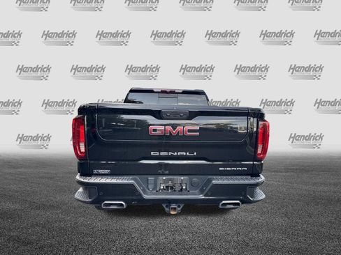 Used 2022 GMC Sierra 1500 Denali AWD/4WD image 12