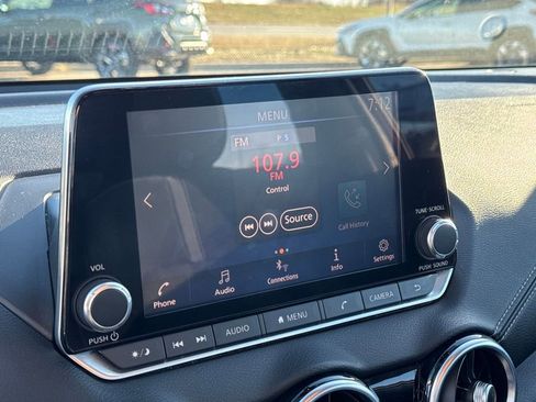 Used 2020 Nissan Sentra SV w/ Electronics Package image 21