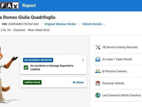 Used 2022 Alfa Romeo Giulia Quadrifoglio RWD image 7