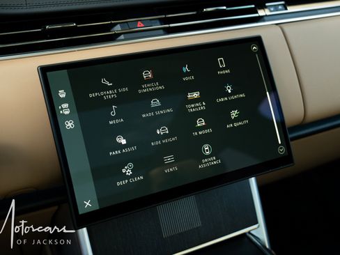 Used 2025 Land Rover Range Rover Autobiography AWD/4WD image 37