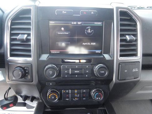 Used 2015 Ford F150 XLT w/ Equipment Group 302A Luxury AWD/4WD image 13