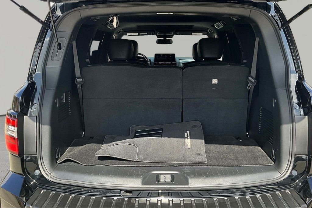 Used 2021 Nissan Armada SL w/ Midnight Edition Package RWD image 25