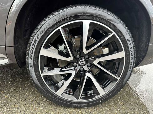 Certified 2023 Volvo XC90 T8 Plus image 17