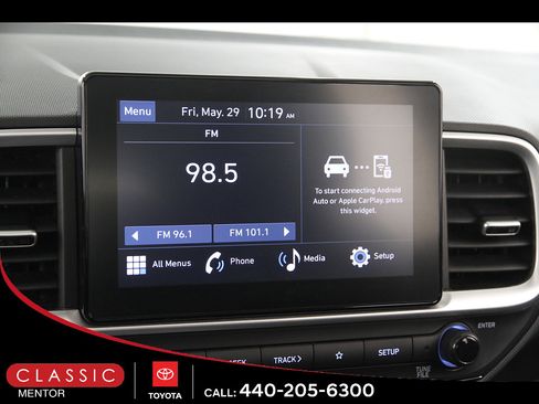Used 2024 Hyundai Venue SEL FWD image 10
