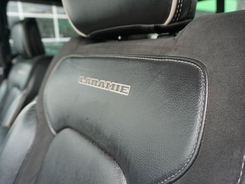 Used 2020 RAM 1500 Laramie w/ Sport Appearance Package AWD/4WD image 12