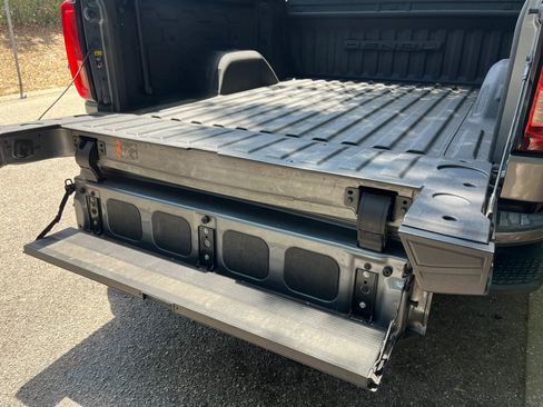 Used 2019 GMC Sierra 1500 Denali w/ Denali Ultimate Package AWD/4WD image 13