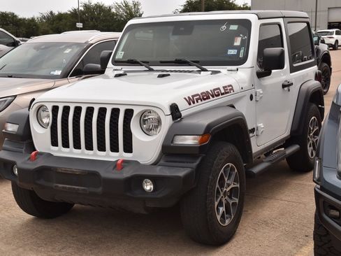 Used 2024 Jeep Wrangler Sport AWD/4WD image 2