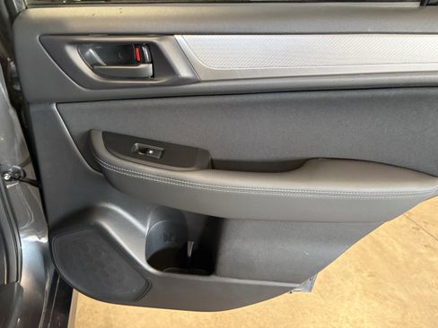 Used 2019 Subaru Legacy 2.5i w/ Alloy Wheel Package image 32