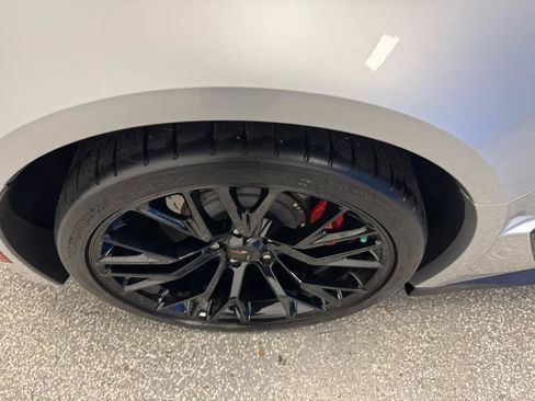 Used 2018 Chevrolet Corvette Z06 RWD image 27