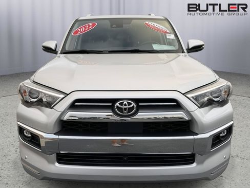 Certified 2022 Toyota 4Runner Limited AWD/4WD image 9
