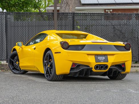 Used 2013 Ferrari 458 Spider RWD image 34