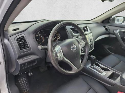Used 2017 Nissan Altima 2.5 SR image 12
