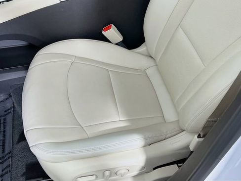 Used 2024 Buick Enclave Essence w/ Trailering Package, 5000 lbs. image 18