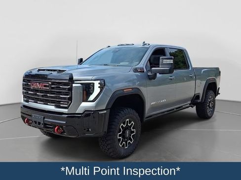 Used 2025 GMC Sierra 2500 AT4X AWD/4WD image 4