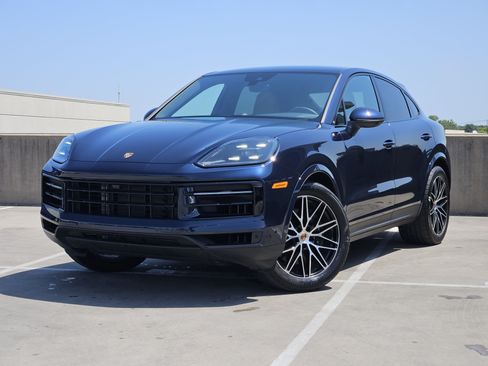 Certified 2026 Porsche Cayenne Coupe AWD/4WD image 1