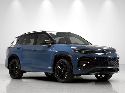 New 2026 Volkswagen Tiguan SE R-Line AWD/4WD image 7