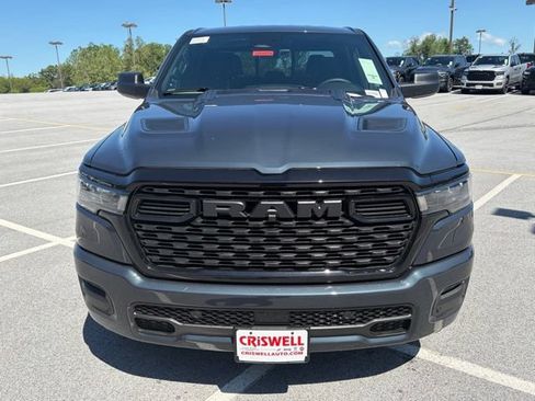 New 2026 RAM 1500 Express AWD/4WD image 9