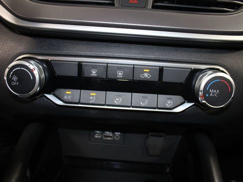 Used 2024 Nissan Altima 2.5 SR image 42