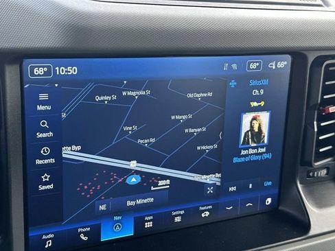 Used 2022 Ford Bronco Badlands image 32