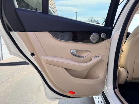 Used 2019 Mercedes-Benz GLC 300 4MATIC Coupe image 26