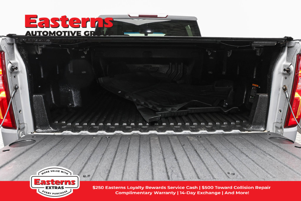 Used 2019 Chevrolet Silverado 1500 Custom w/ Custom Value Package AWD/4WD image 10