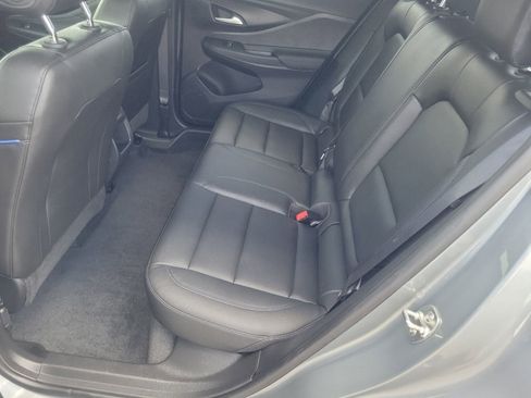 Used 2024 Buick Envista Sport Touring w/ Convenience I Package FWD image 14