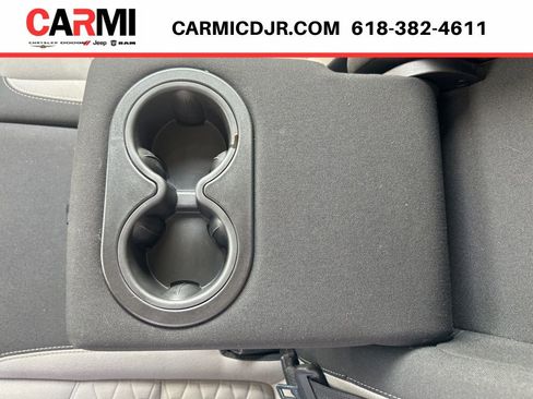 Used 2020 Chevrolet Equinox LS FWD image 29