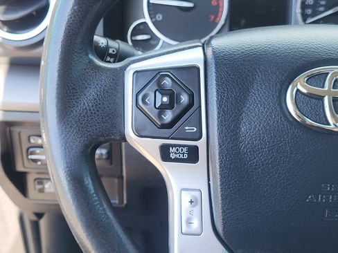 Used 2016 Toyota Tundra SR5 AWD/4WD image 14