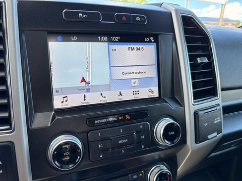 Used 2019 Ford F150 Lariat w/ Equipment Group 502A Luxury AWD/4WD image 32