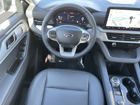 New 2026 Ford Explorer Active w/ Active Comfort Package image 14