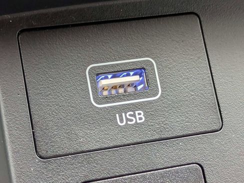 Used 2023 Hyundai Santa Fe SE FWD image 23