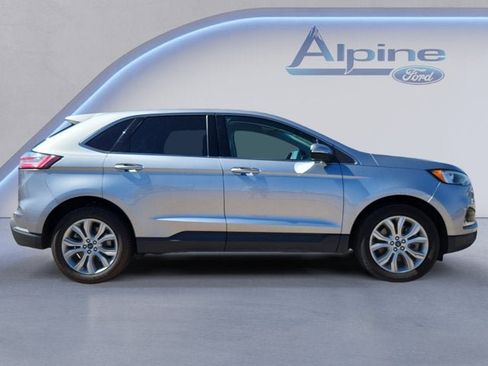 Used 2022 Ford Edge Titanium image 6