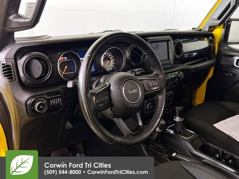 Used 2020 Jeep Wrangler Unlimited Sport AWD/4WD image 3