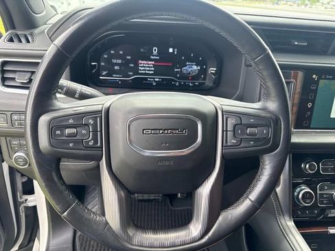 Used 2023 GMC Yukon XL Denali Ultimate AWD/4WD image 24