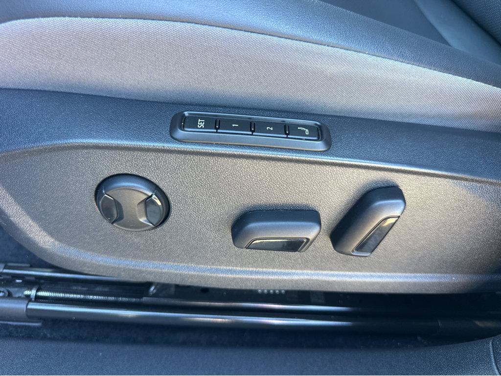Used 2023 Volkswagen ID.4 S RWD image 32