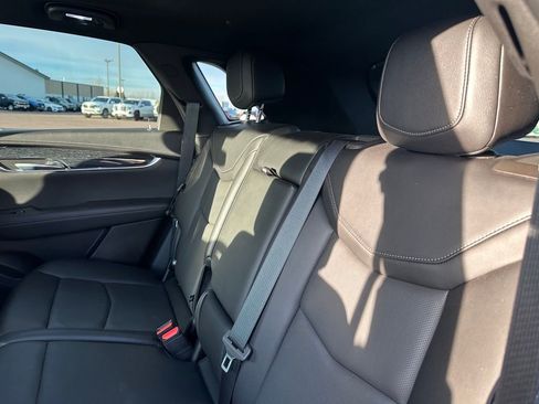 Used 2021 Cadillac XT5 Premium Luxury image 23