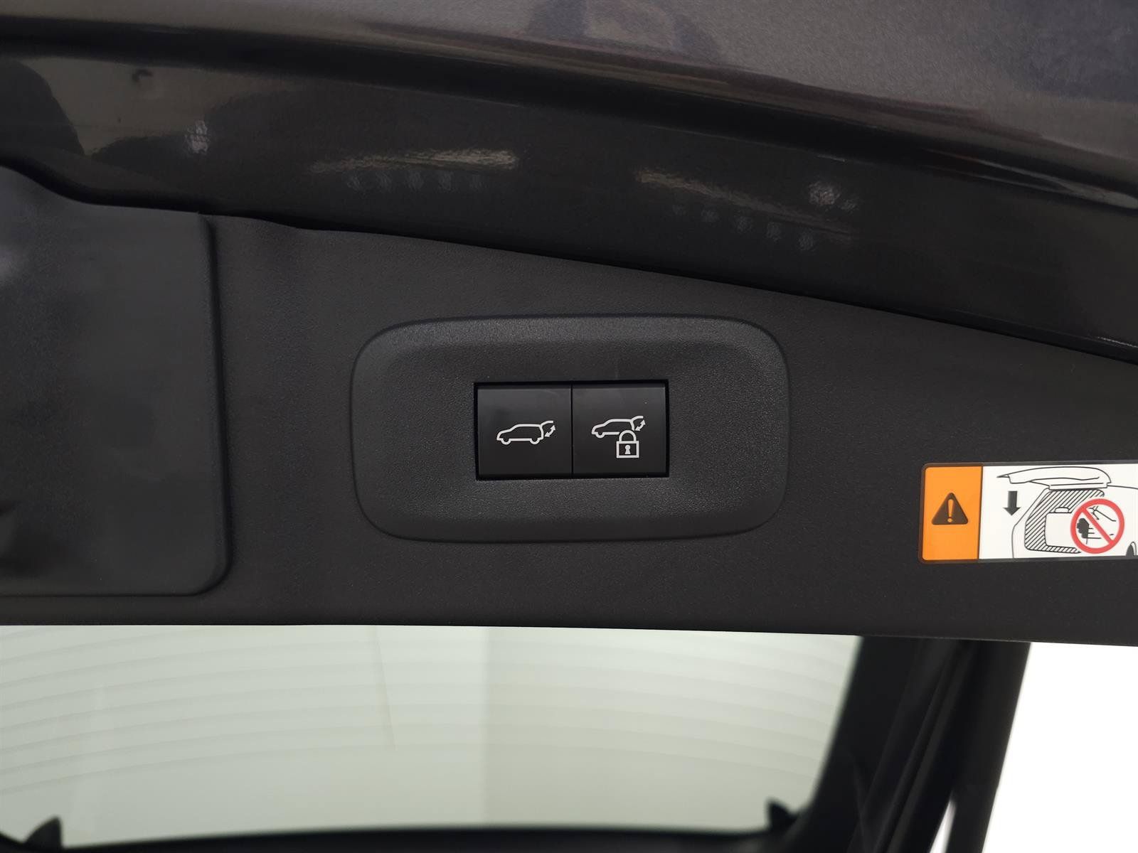 Used 2024 Lexus RZ 300e Premium w/ Accessory Package (2T) FWD image 9