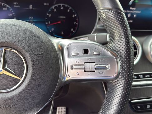 Used 2020 Mercedes-Benz GLC 300 4MATIC image 32