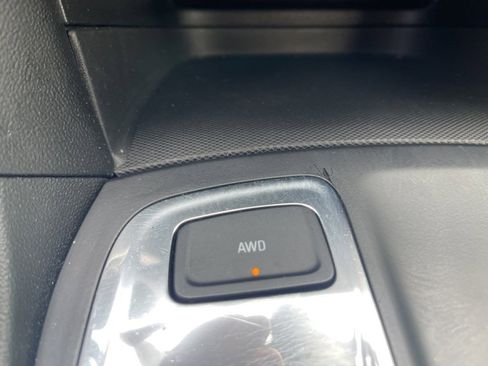 Used 2020 Chevrolet Equinox LT image 27