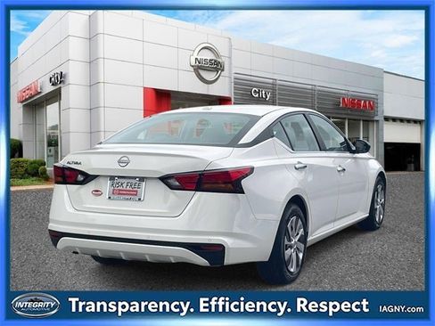 Certified 2025 Nissan Altima 2.5 S image 6