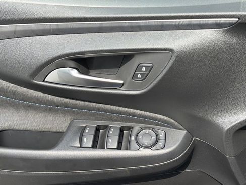 New 2026 Buick Envista Sport Touring w/ Convenience I Package FWD image 16