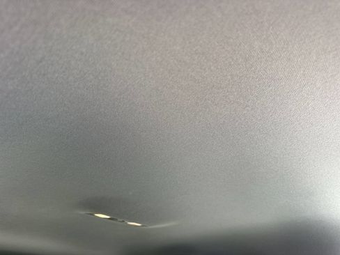 Used 2018 Volkswagen Tiguan S FWD image 16